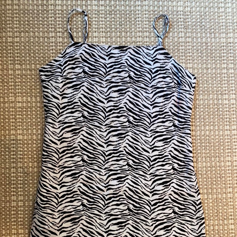 Kendall & Kylie Mini Dress 🦓